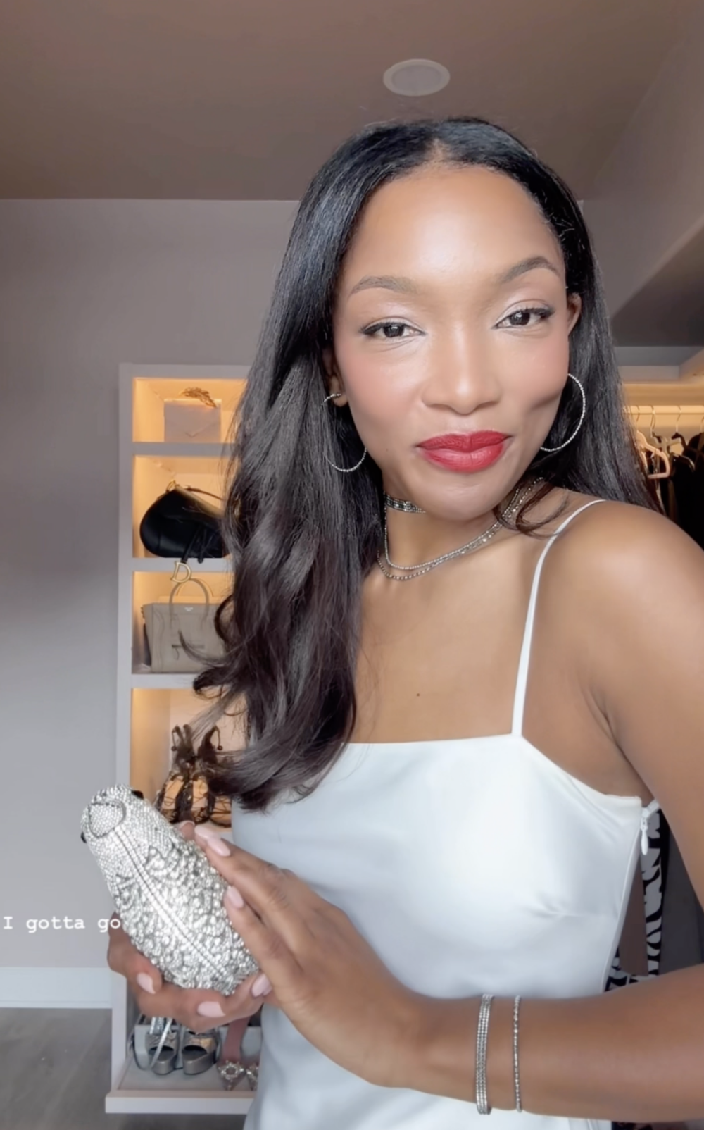 Whitney_Platinum-Born_N-A-1000x0-c-default